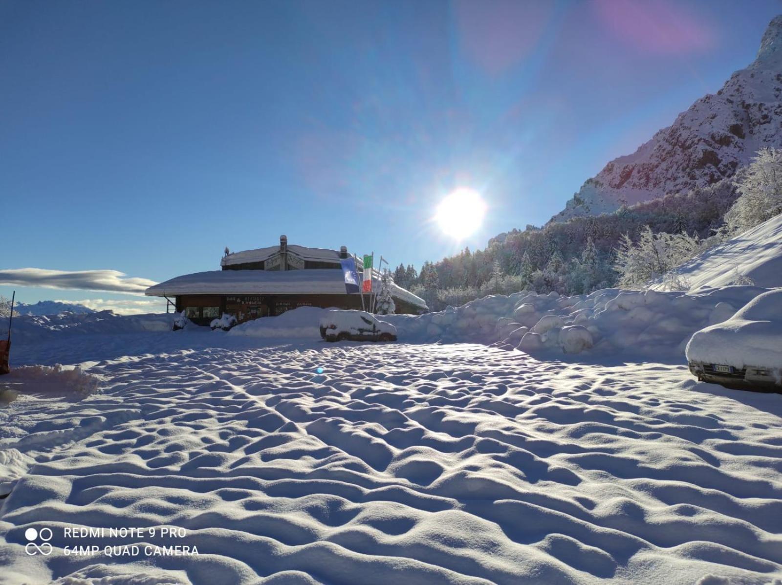 Rifugio Trifoglio Ass. Ostelli Lombardia Valtorta Bagian luar foto